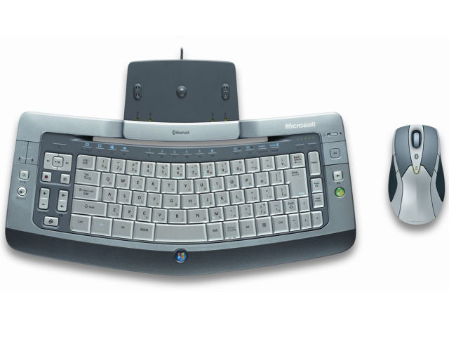 Wireless Entertainment Desktop 8000 69Y-00006