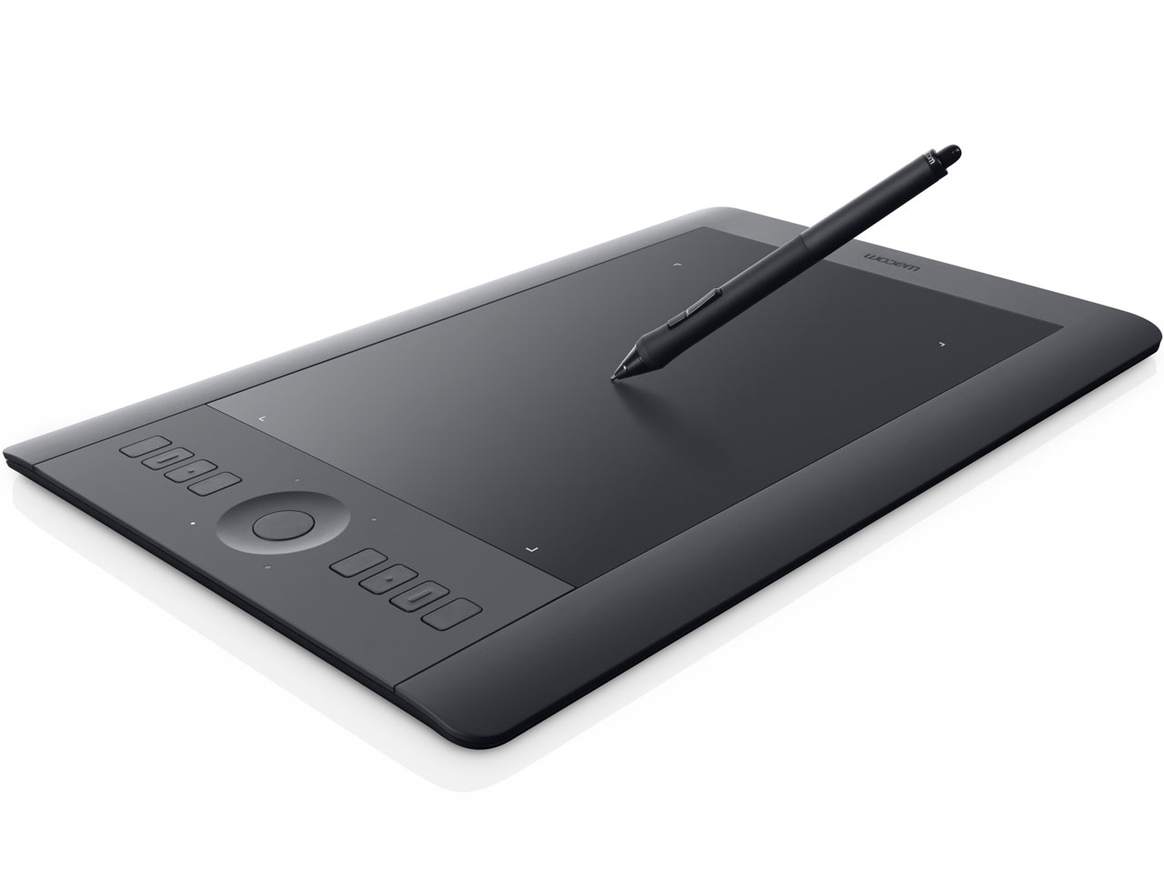 Intuos Pro medium PTH-651/K1 [ブラック]