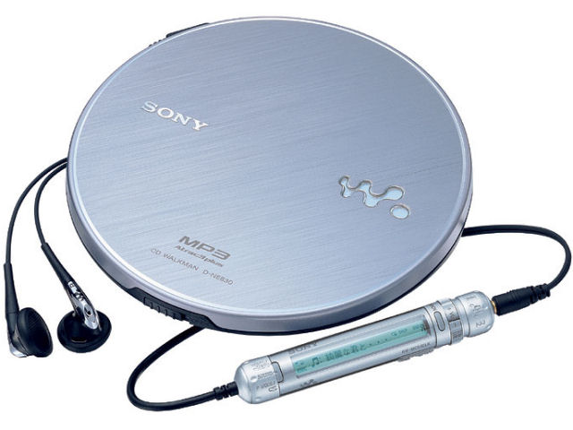 CD WALKMAN D-NE830