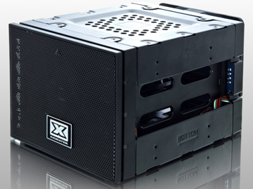 3 in 3 SATA HDD Hot-Swap Cage [ブラック ]